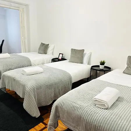 Rooms, Location For Tourists * Lisbona
