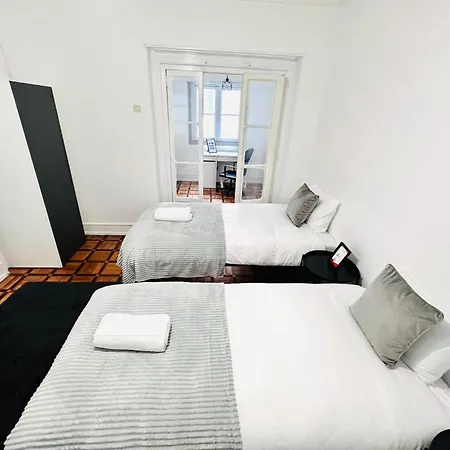 Rooms, Location For Tourists אכסניה *