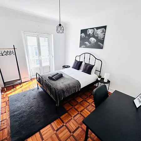 Rooms, Location For Tourists Lisbon