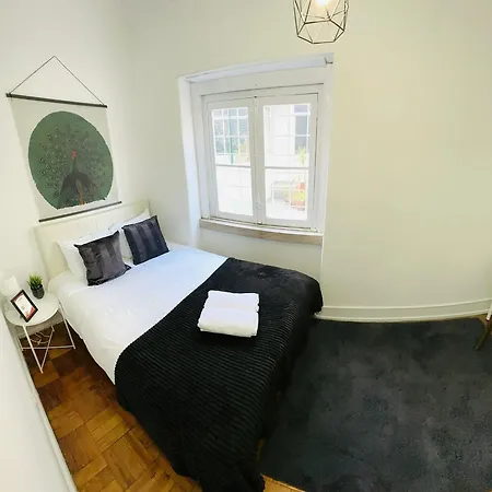 Rooms, Location For Tourists Lisbon