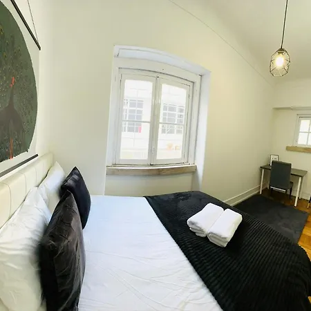 Rooms, Location For Tourists